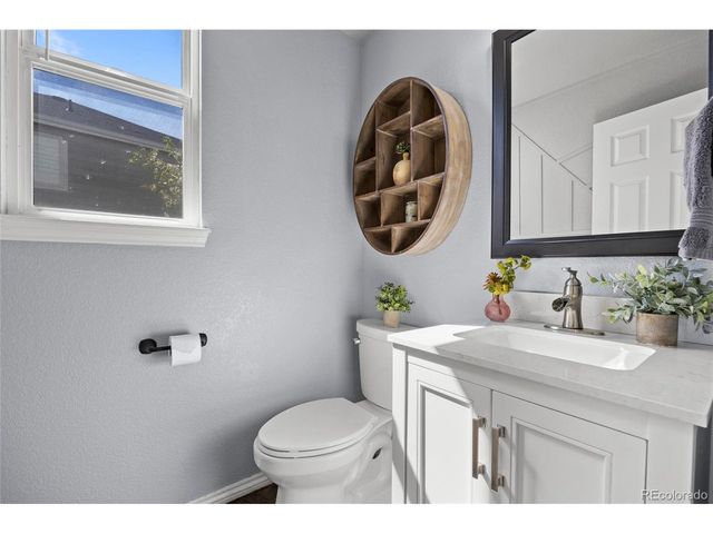 18145 E Alamo Dr, Centennial, CO 80015