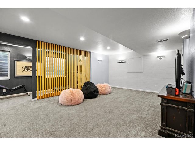 18145 E Alamo Dr, Centennial, CO 80015