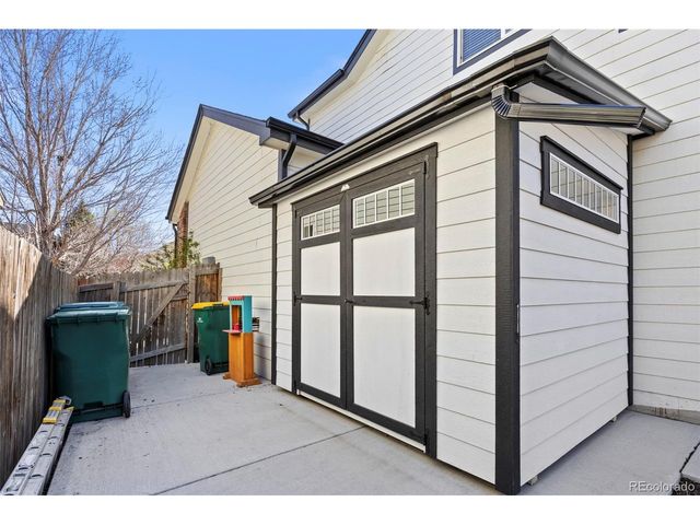 18145 E Alamo Dr, Centennial, CO 80015