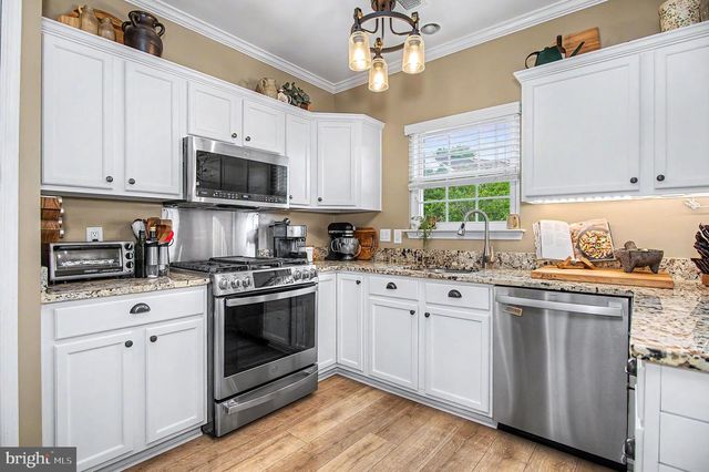 510 LILAC TER NE, Leesburg, VA 20176