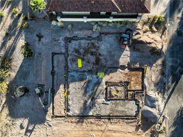 48 Grand Miramar Drive, Henderson, NV 89011