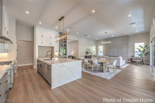 48 Grand Miramar Drive, Henderson, NV 89011