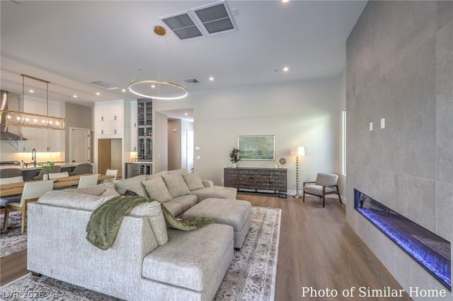 48 Grand Miramar Drive, Henderson, NV 89011