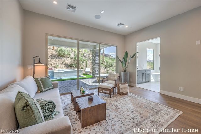 48 Grand Miramar Drive, Henderson, NV 89011