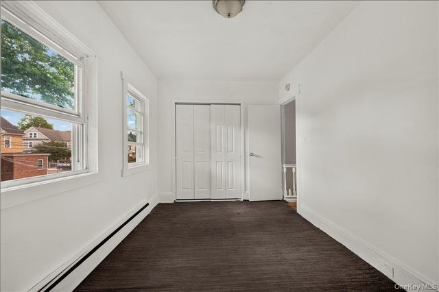 15 Depan Avenue, Floral Park, NY 11001