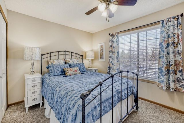 6689 Pine Crest Trail S, Cottage Grove, MN 55016