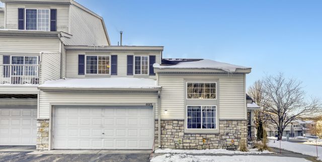 6689 Pine Crest Trail S, Cottage Grove, MN 55016