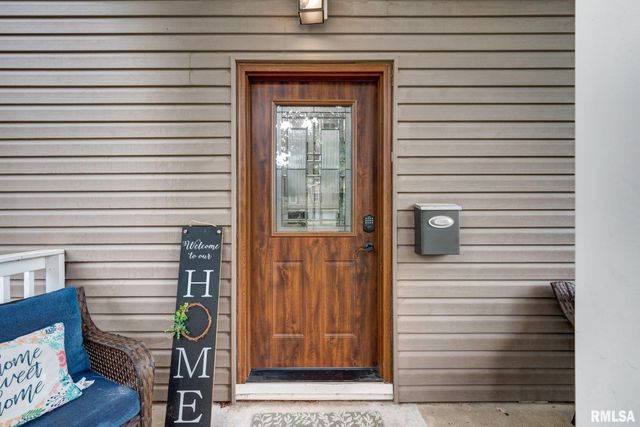1020 E MADISON Street, Morton, IL 61550