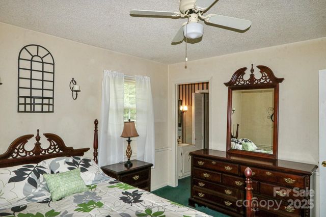 108 Ridge Street, Jonesville, NC 28642
