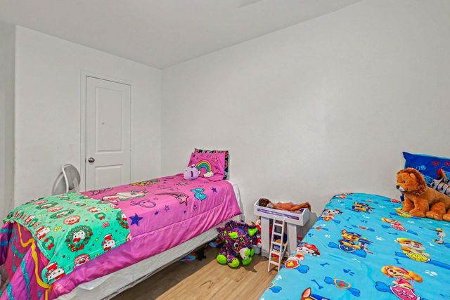 4110 Holland View Lane, Baytown, TX 77521