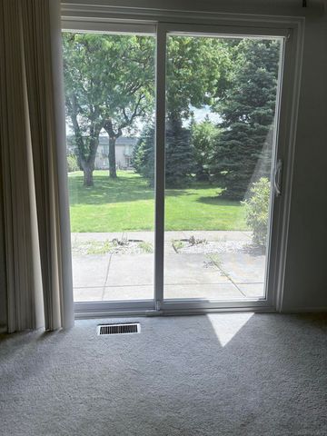 4384 15 Mile Road, Sterling Heights, MI 48310