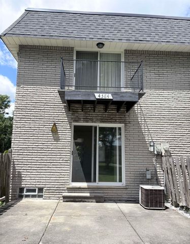 4384 15 Mile Road, Sterling Heights, MI 48310