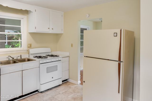 2912 Third Street, Beaufort, SC 29902