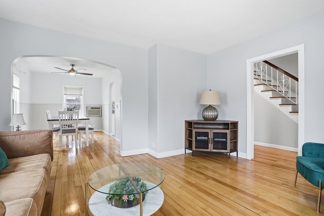 43 Tampa St, Worcester, MA 01604