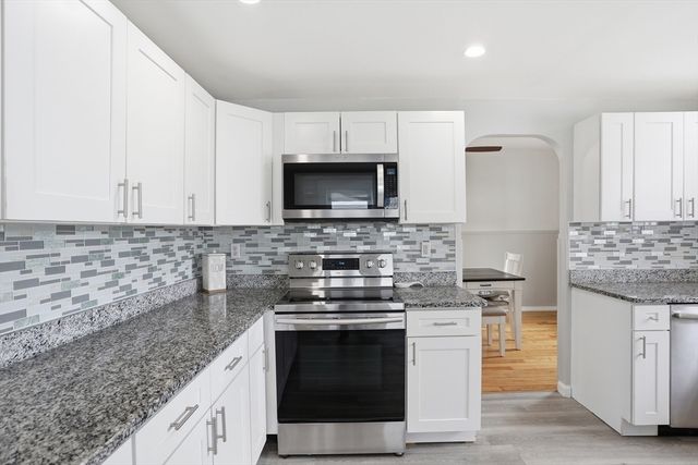 43 Tampa St, Worcester, MA 01604