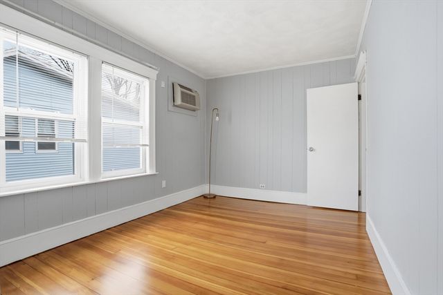 43 Tampa St, Worcester, MA 01604