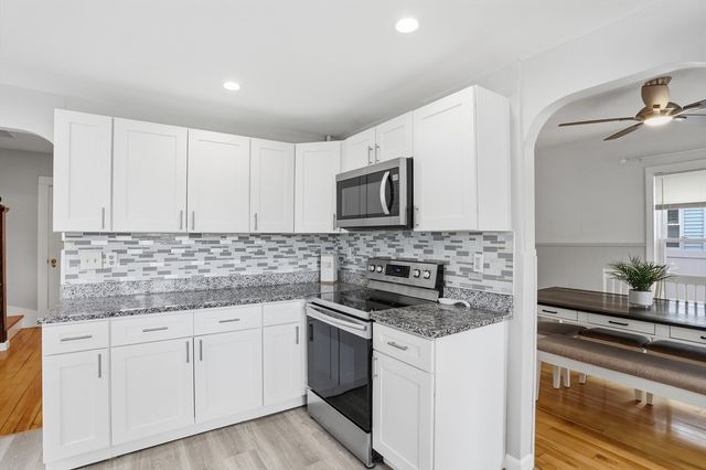 43 Tampa St, Worcester, MA 01604