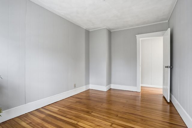 43 Tampa St, Worcester, MA 01604