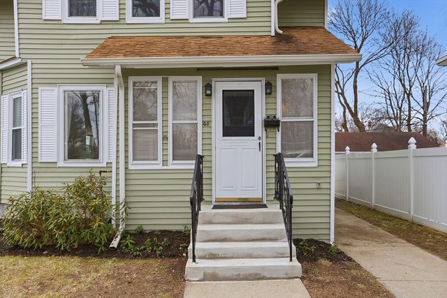 43 Tampa St, Worcester, MA 01604