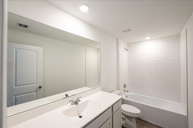 6338 NW Windwood Way, Port St Lucie, FL 34987