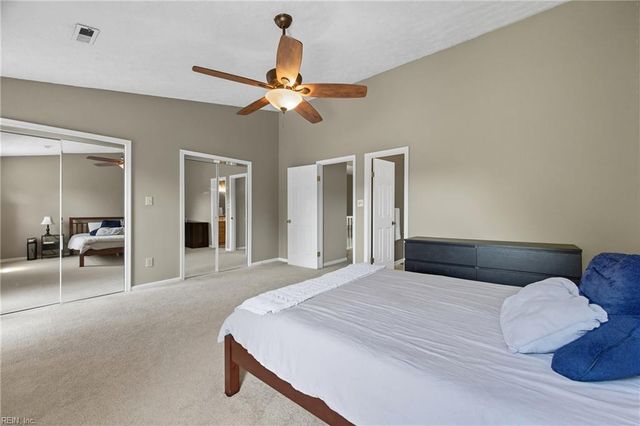 53 Dawn LN, Hampton, VA 23666