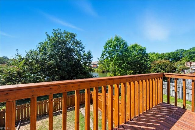 53 Dawn LN, Hampton, VA 23666