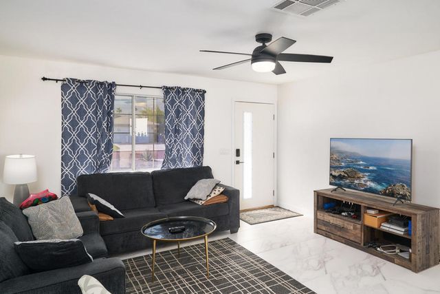 51700 Avenida Martinez, La Quinta, CA 92253