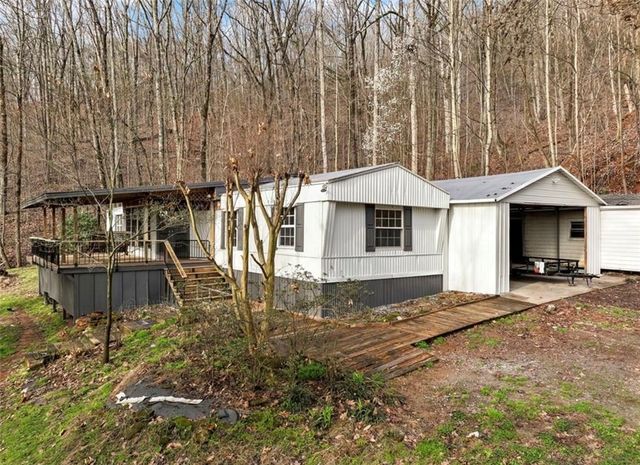 206 Oakridge Drive, Cleveland, GA 30528
