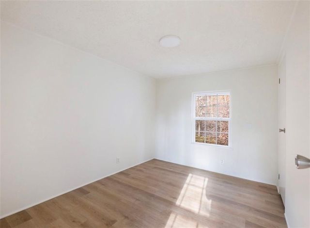 206 Oakridge Drive, Cleveland, GA 30528