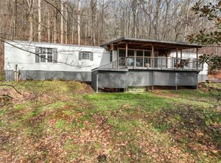 206 Oakridge Drive, Cleveland, GA 30528