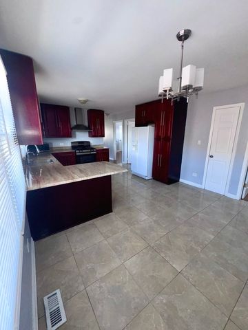 43 W Ann Street 3, Lombard, IL 60148