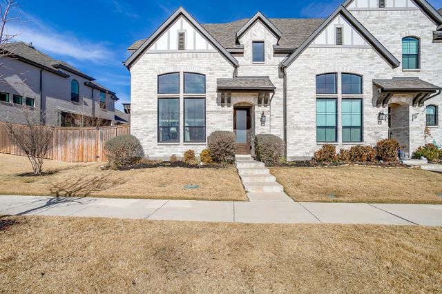 2357 Longspur Drive, Fort Worth, TX 76008