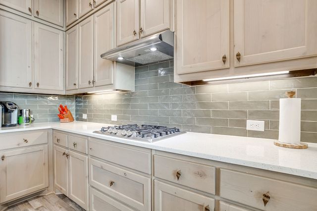 2357 Longspur Drive, Fort Worth, TX 76008