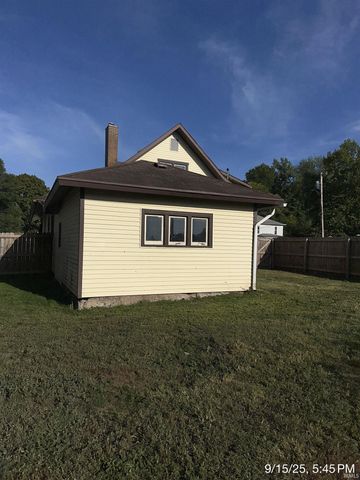 108 S 1st Street, North Manchester, IN 46962