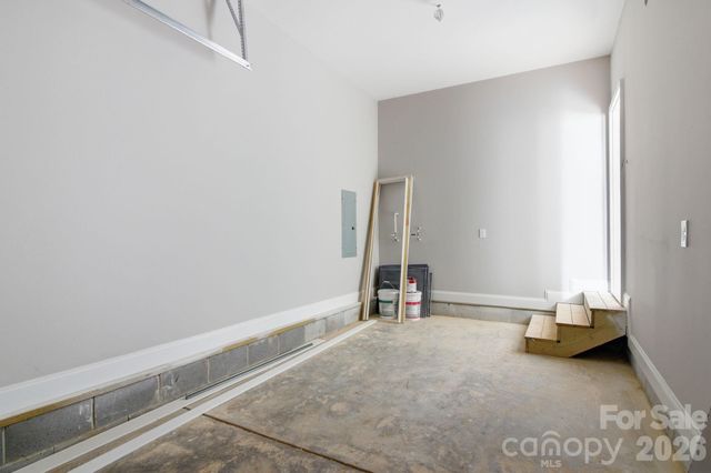 1124 8th Street, Statesville, NC 28677