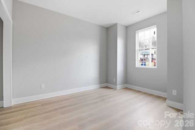 1124 8th Street, Statesville, NC 28677