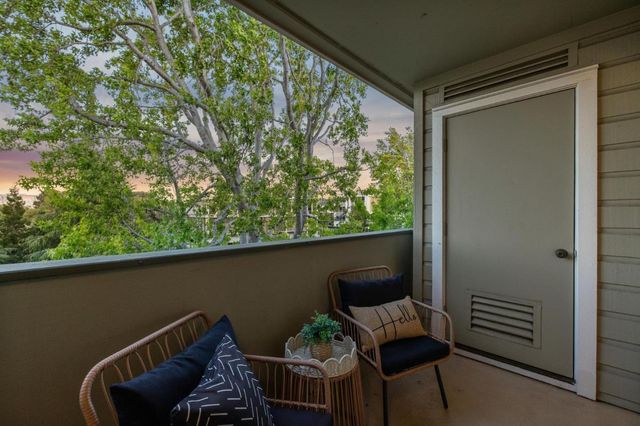 300 Murchison Drive 312, Millbrae, CA 94030