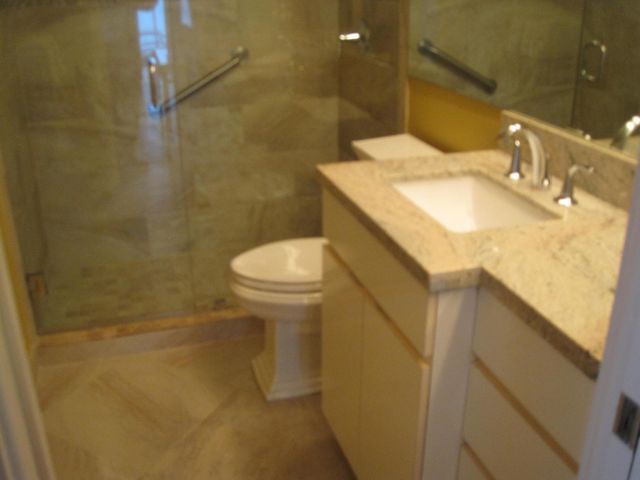 1057 Hillsboro Mile 921, Hillsboro Beach, FL 33062