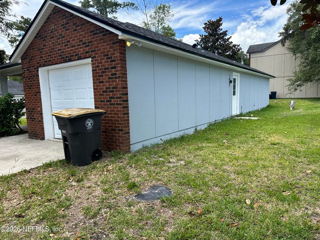 1394 MANOTAK Avenue, Jacksonville, FL 32210