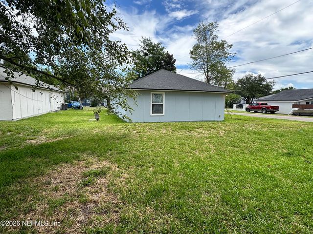 1394 MANOTAK Avenue, Jacksonville, FL 32210