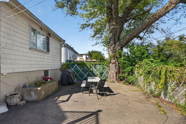 40 Avalon St, Revere, MA 02151