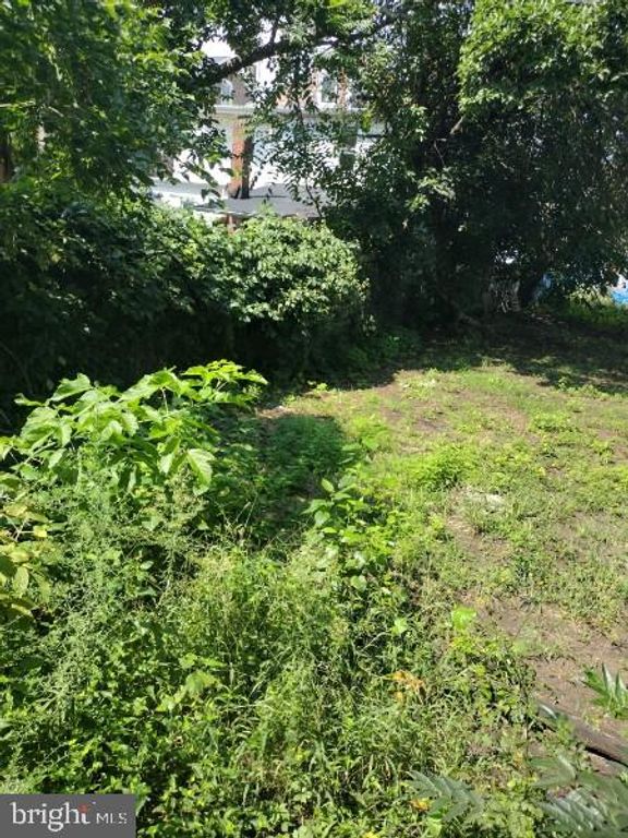 33-35 TYLER ST, TRENTON, NJ 08611 — photo 2