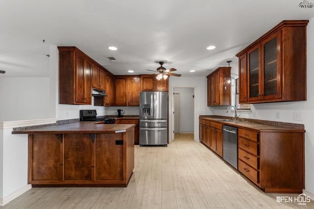 568 VAUGHN ROAD, Burkburnett, TX 76354