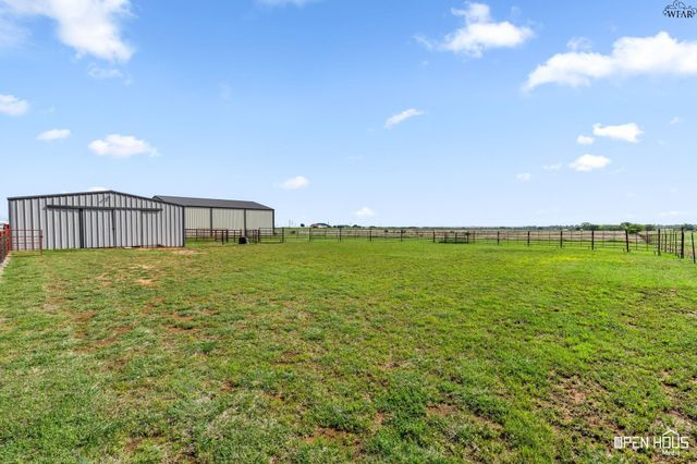 568 VAUGHN ROAD, Burkburnett, TX 76354