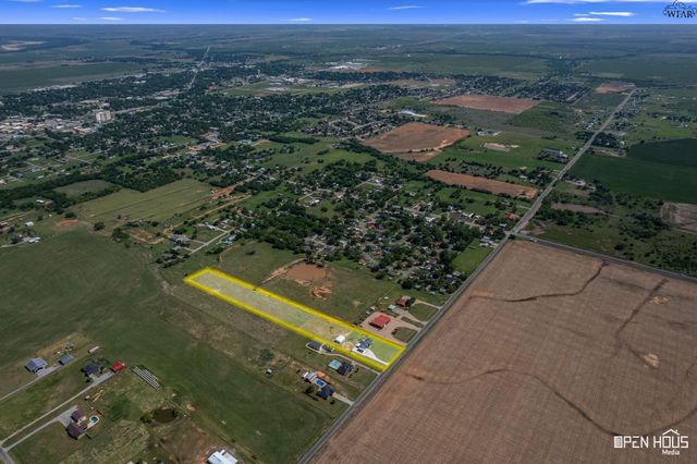 568 VAUGHN ROAD, Burkburnett, TX 76354