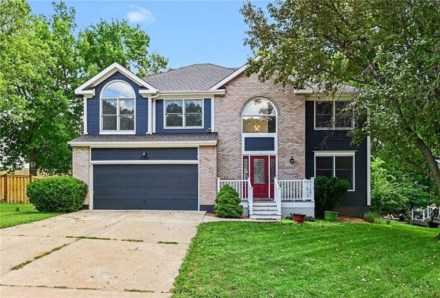 4823 NW 57th Court, Kansas City, MO 64151