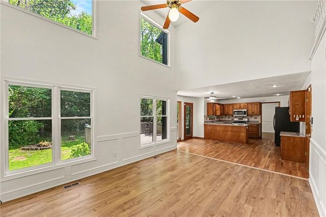 4823 NW 57th Court, Kansas City, MO 64151