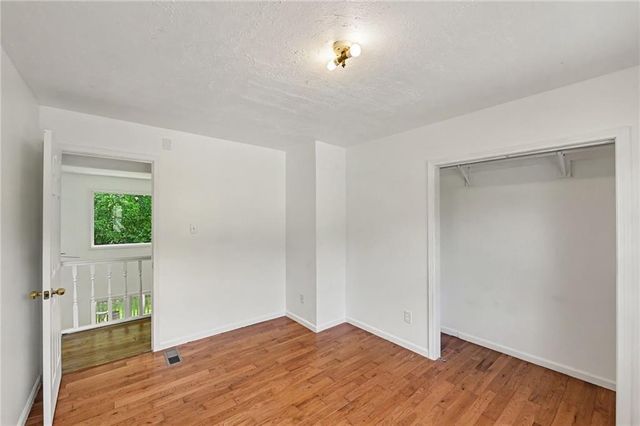 4823 NW 57th Court, Kansas City, MO 64151