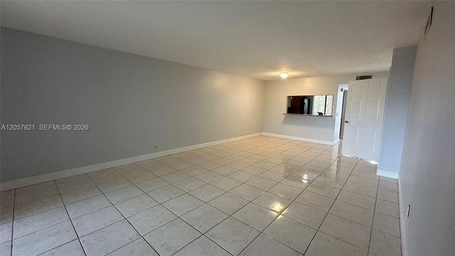 16551 Blatt Blvd 204, Weston, FL 33326