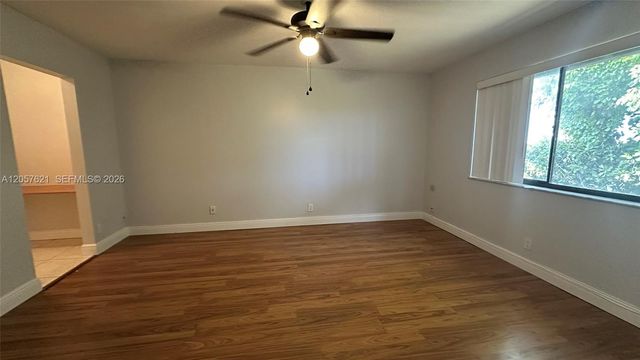 16551 Blatt Blvd 204, Weston, FL 33326